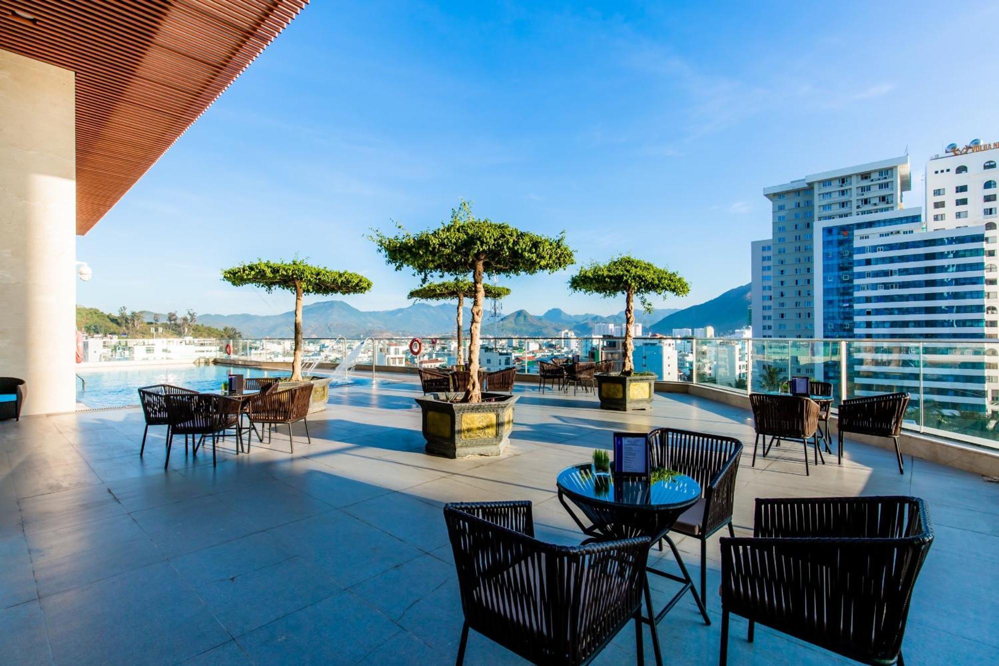 Oceanus Oasis Retreat - Nha Trang Apartment Экстерьер фото